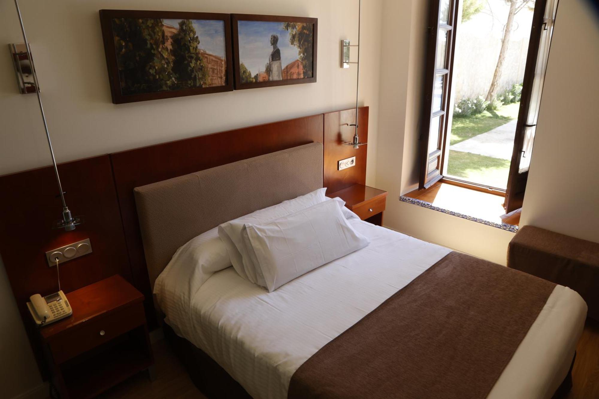 Hotel El Carmen Puente Genil Kültér fotó