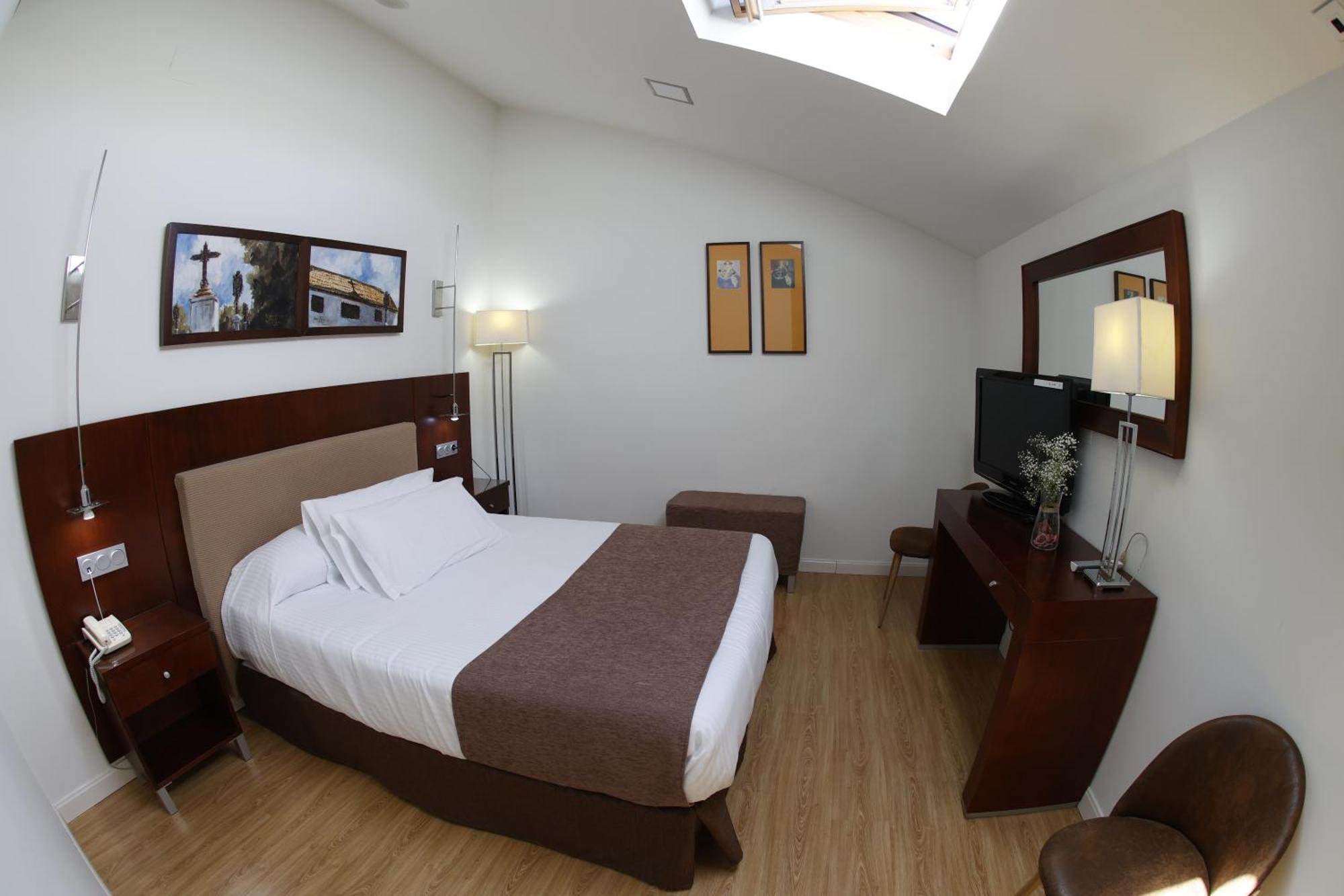 Hotel El Carmen Puente Genil Kültér fotó