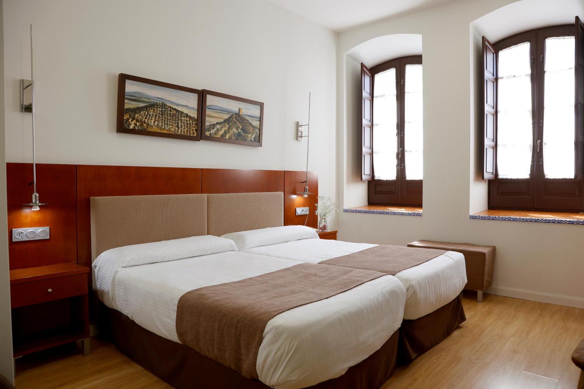 Hotel El Carmen Puente Genil Kültér fotó