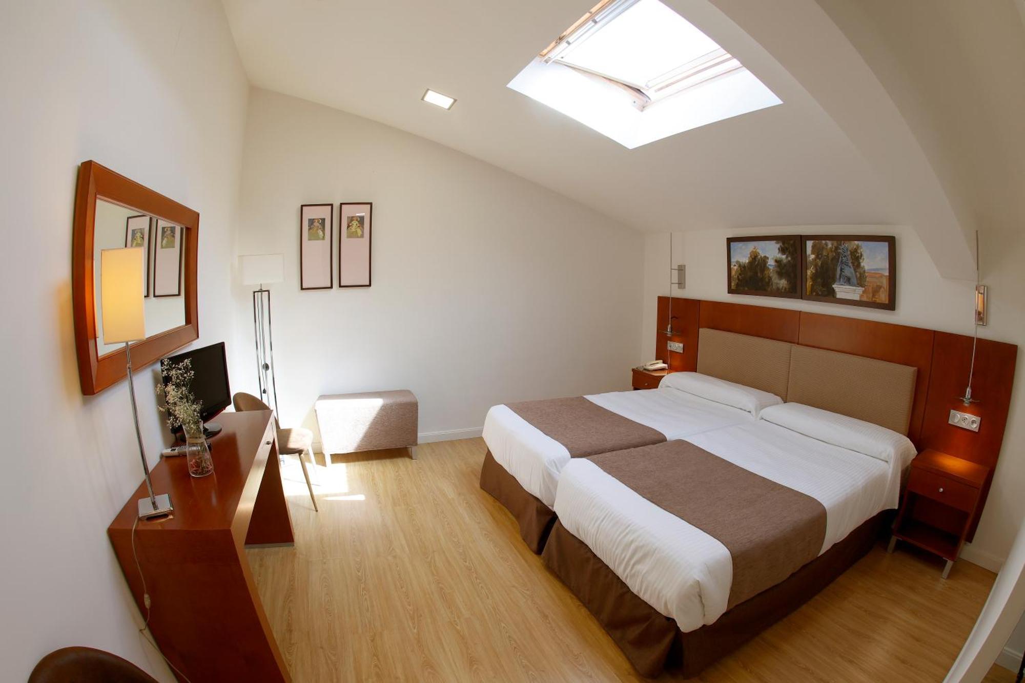 Hotel El Carmen Puente Genil Kültér fotó